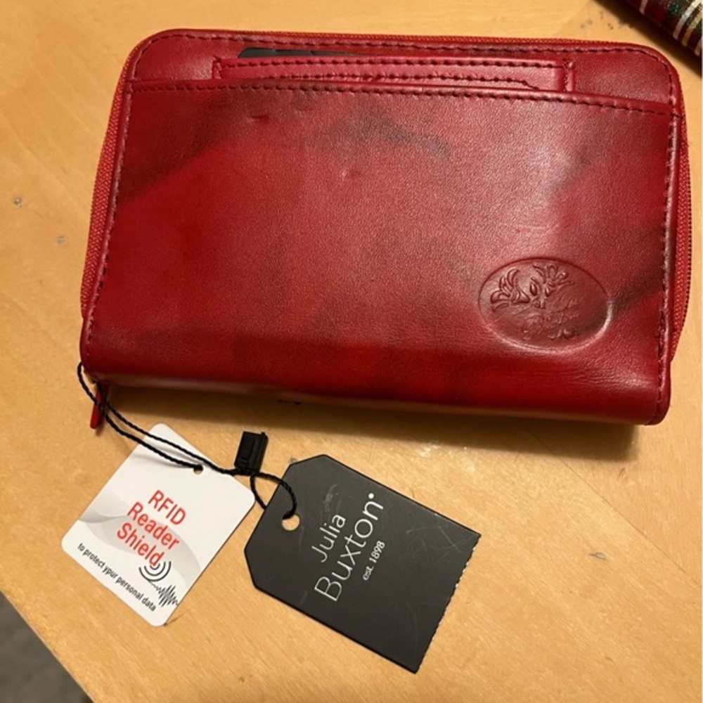NWT Julia Buxton RFID Red Leather Wallet - Picture 2 of 15